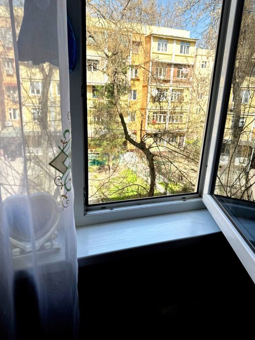 Sheriklika kvartira 3 honali 4qiz kerak Oqiydigan, ishlidigan Sergeli