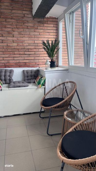 Apartament 3 camere decomandate, 82 mp, Piata Cipariu, parcare