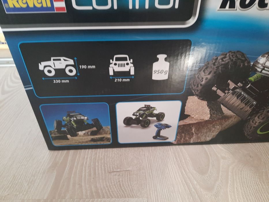 Masina 4×4 cu telecomanda noua, sigilata