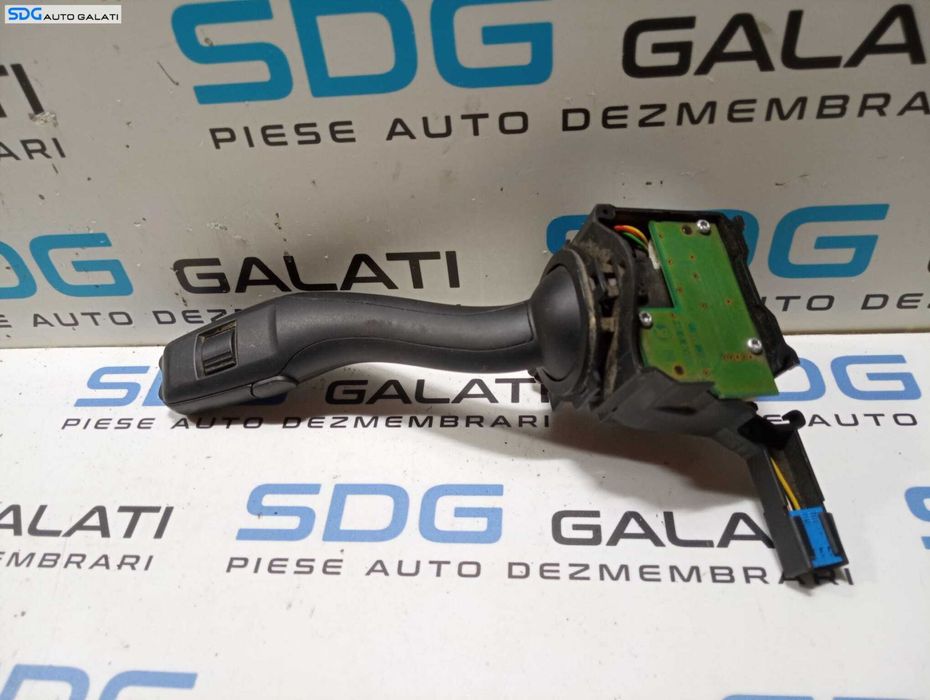 Maneta Stergator Stergatoare Parbriz Luneta Audi A3 8P 2004 - 2013 Cod 8P0953519E [M4892]