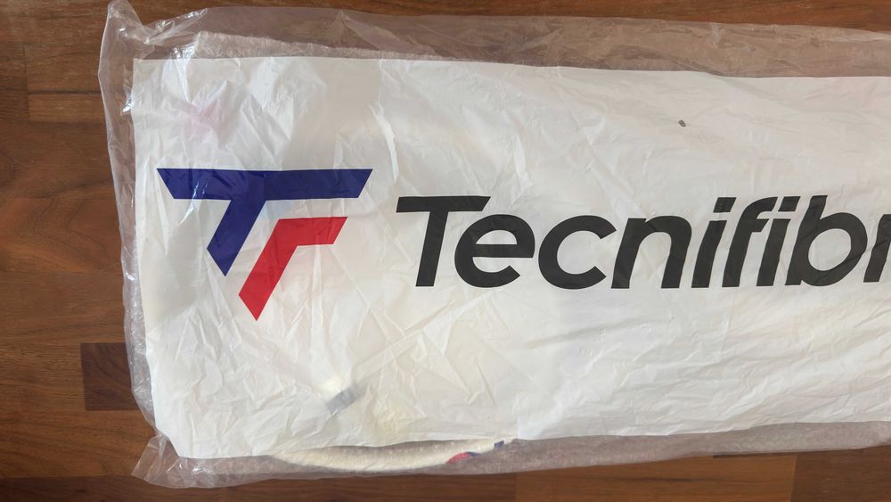 НОВА Tecnifibre T-Fight 295 Isoflex Grip 2 + подарък Razor Code