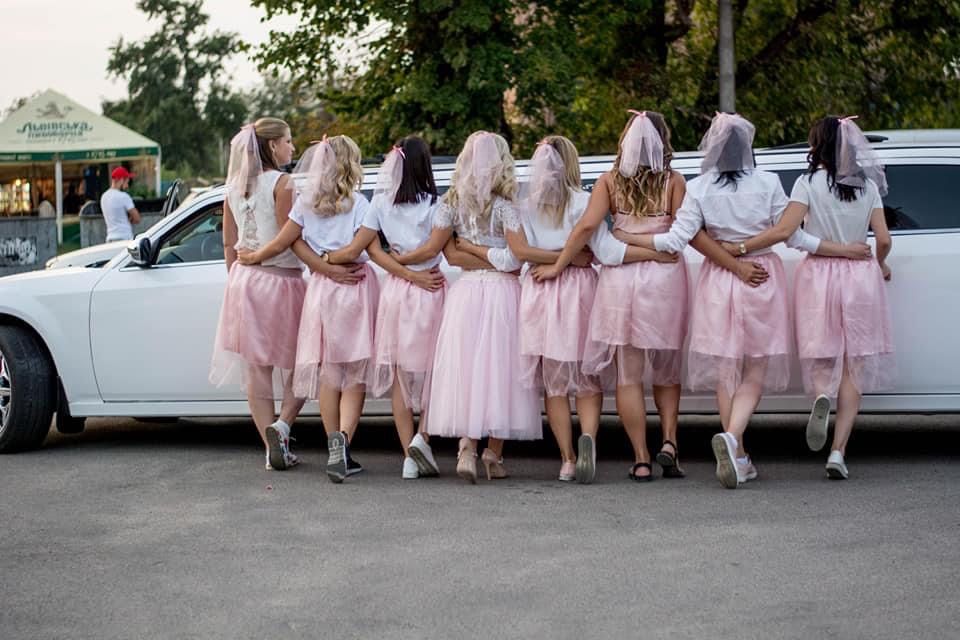 Limuzina Hummer de inchiriat / limuzine de inchiriat nunta ! promotie