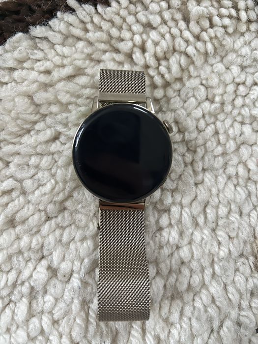 Часовник Huawei GT3