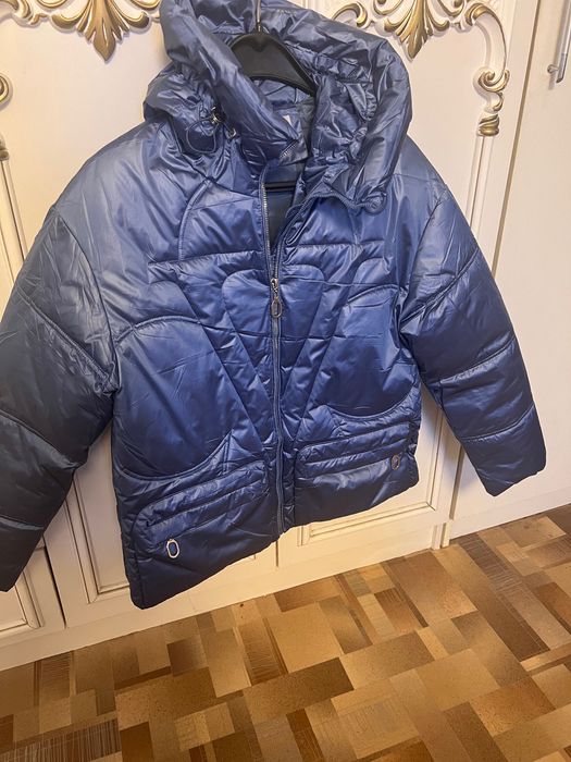 Куртки осенние Продам