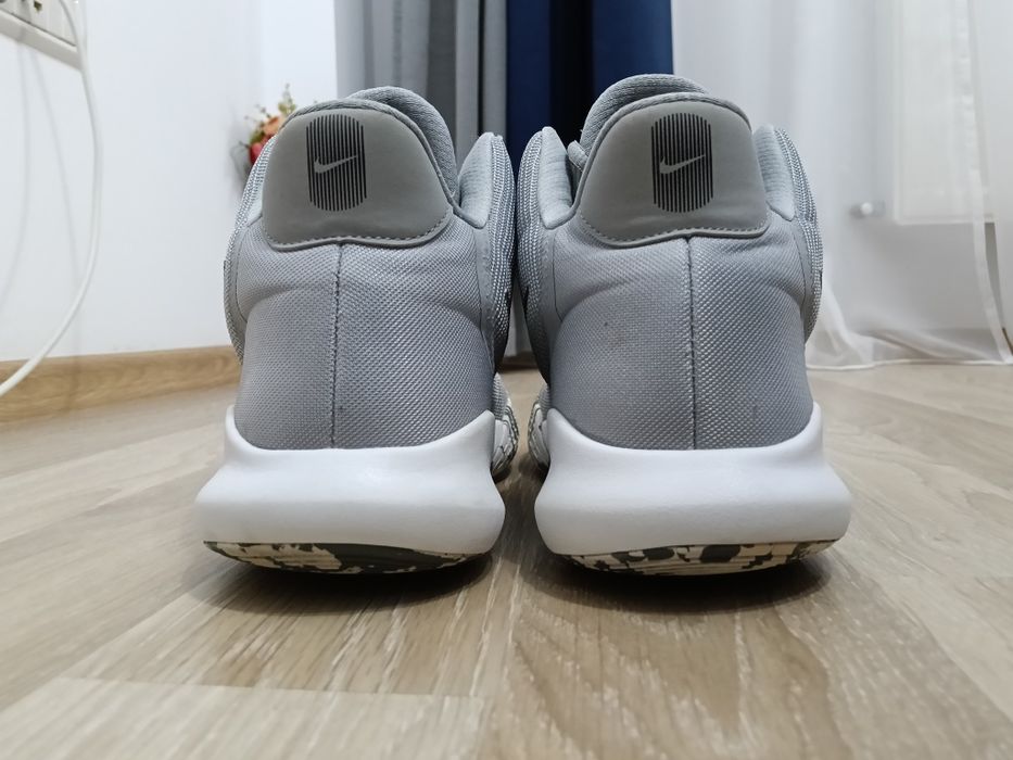Adidași Nike Precision mărimea 45-44