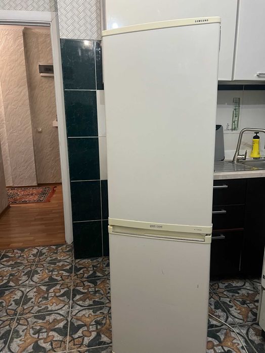 Продам холодильник SAMSUNG
