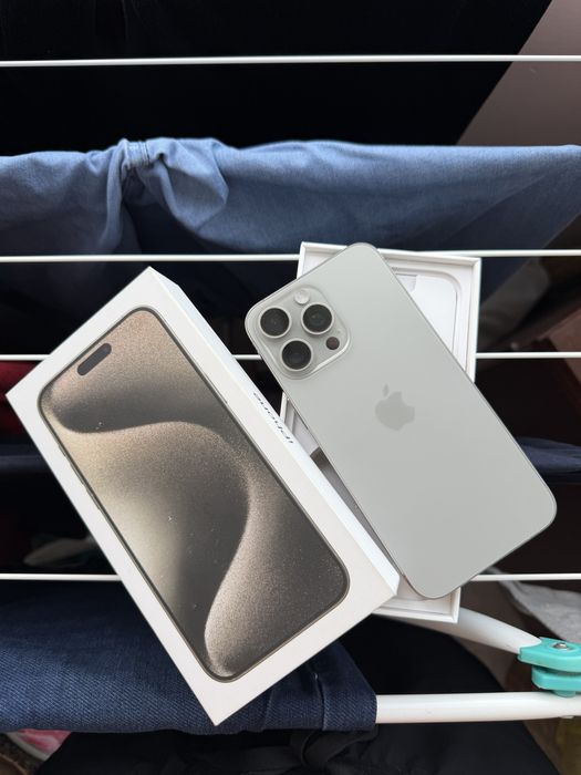 Продам Айфон 15 Pro Max