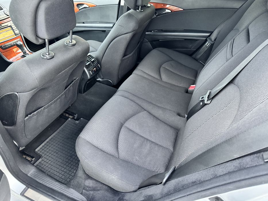 Vand mercedes w211 3.0D 4matic