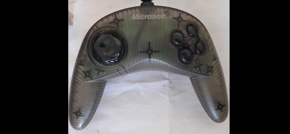 Gamepad retro Microsoft Sidewinder Plug and Play, conectare USB