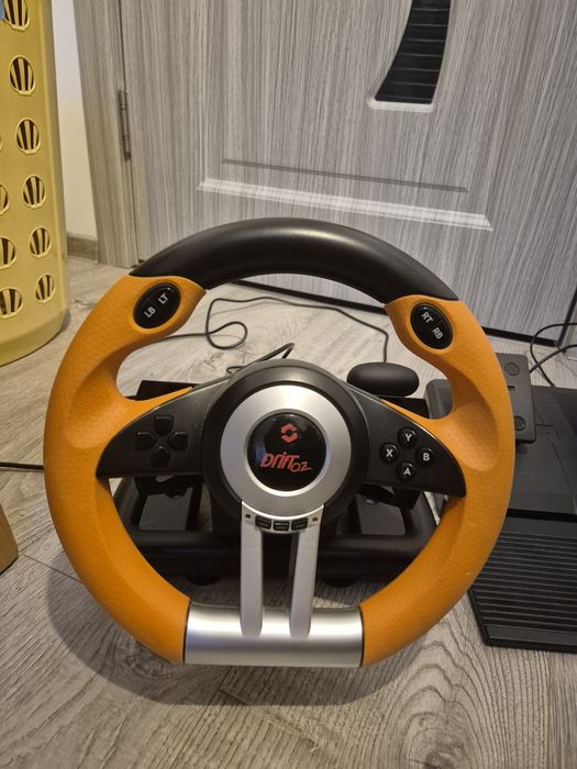 Vând volan în stare perfecta