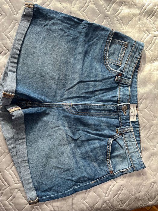 Дамски дънкови къси панталони