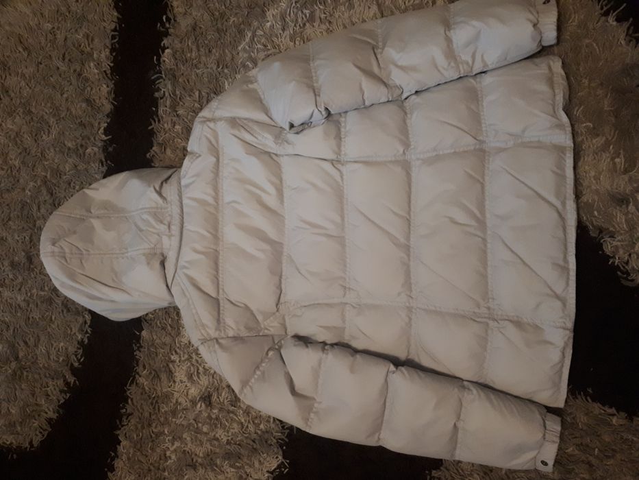 Серая куртка р.42-44.