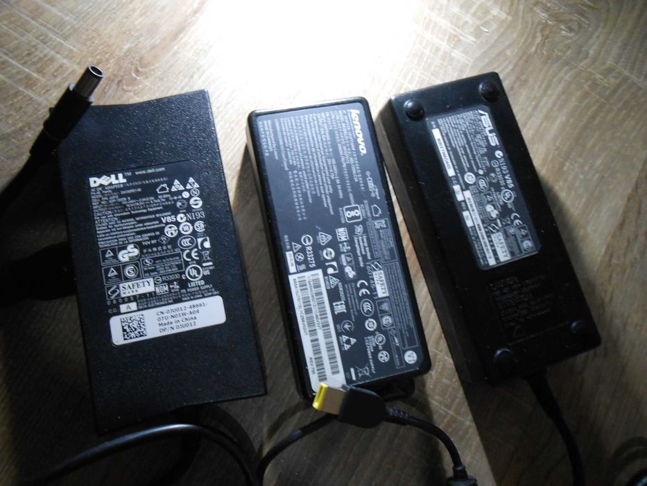 incarcator laptop Lenovo ,Dell,Asus  cu amperaje  mari,mufa specifica