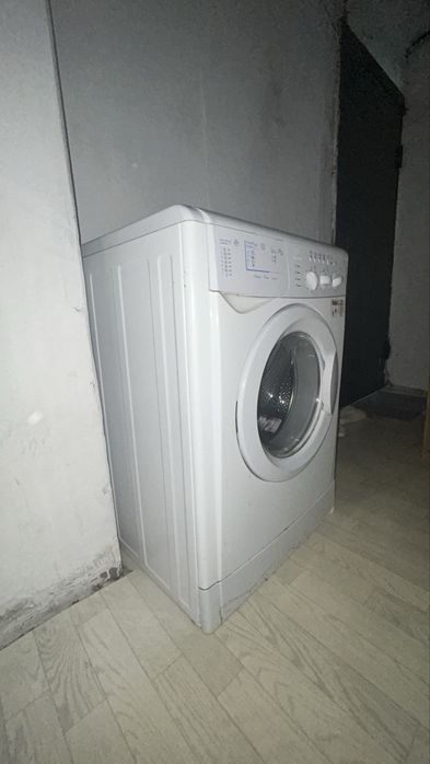 Продам стиральную машину