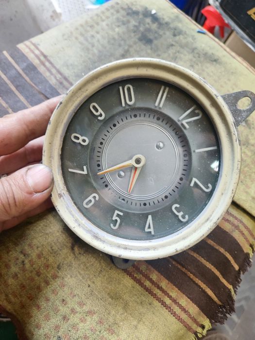 Часы Победа авто