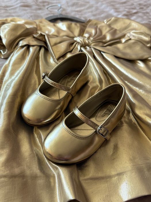 Рокля и пантофки Zara