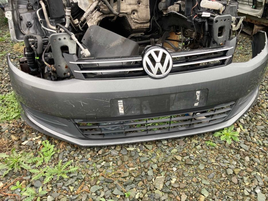 Предна броня фолксваген шаран 2011-2019 sharan