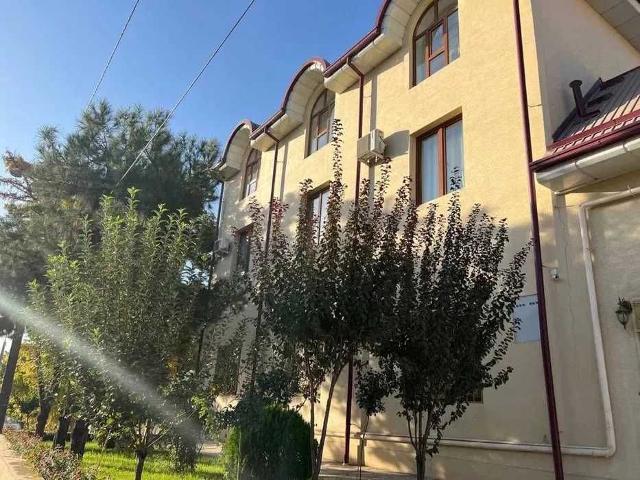 Аренда Евродома на Центр Луначарского можно под офис новая Неоклассика