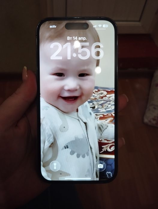 Продам айфон 14про