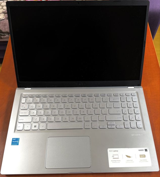Laptop ASUS VivoBook 15 X515K | Windows 11 Pro | 8GB RAM | Aproape Nou
