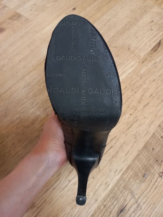 Дамски боти Gaudi - естествена кожа и велур