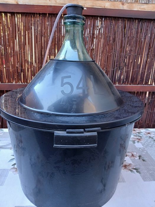 5 damigene de 54 L
