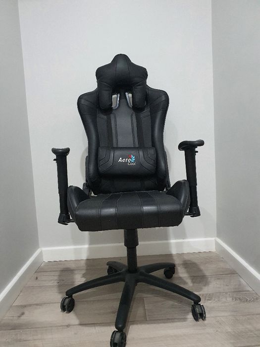 Кресло игровое черное