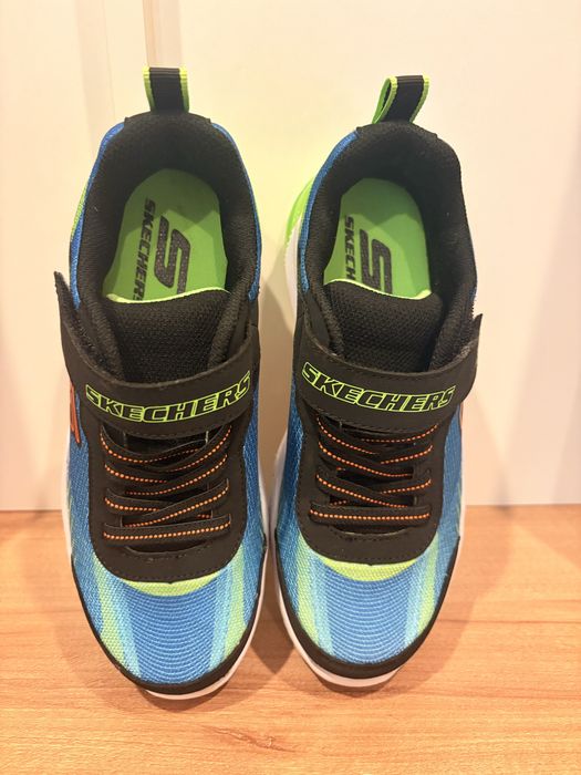 Sketchers маратонки за момче 35 номер
