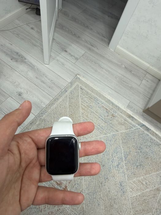 IWatch SE 2series 40мм