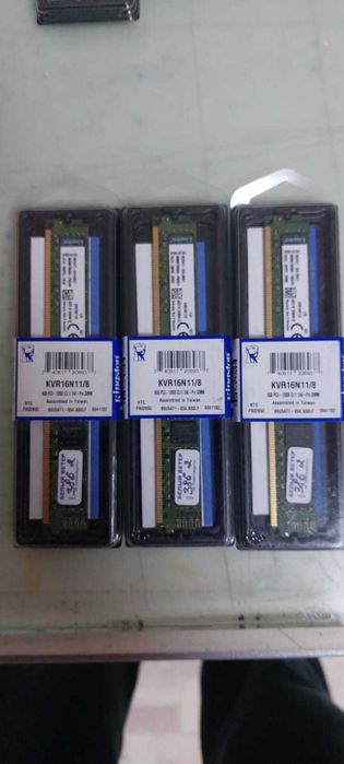 Оперативная память DDR3 1600MHz: Kingston 8GB (3 шт.) / ADATA 4GB
