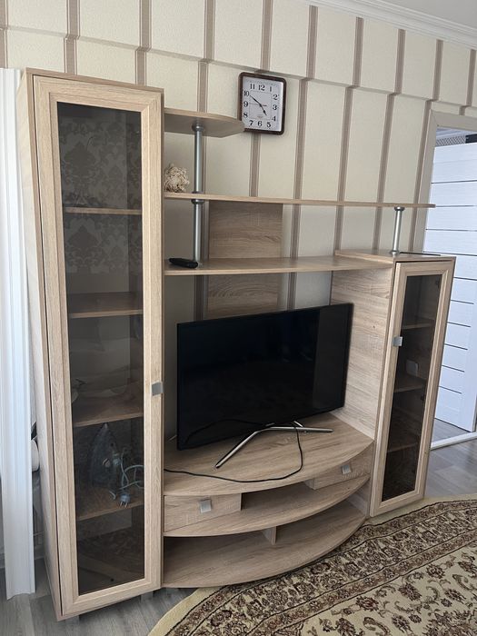 Подставка для телевизора
