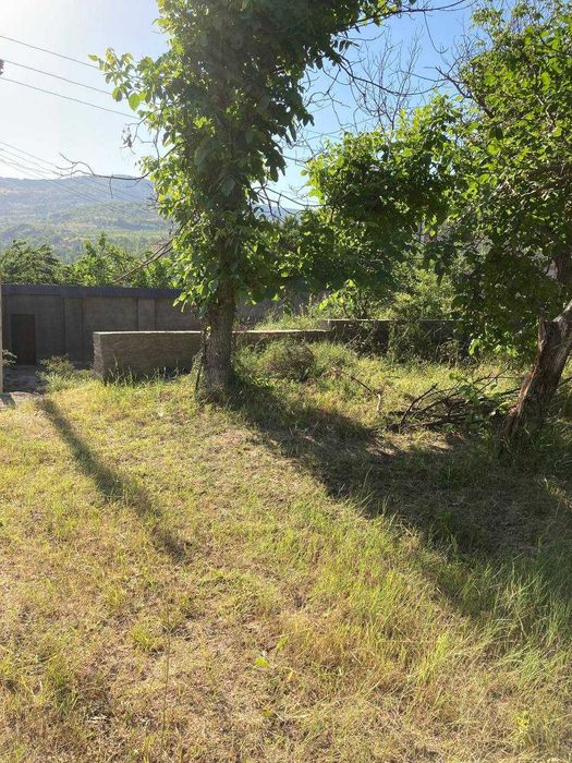 земельный участок  под застройку дачи