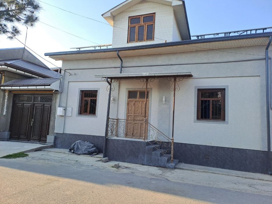 Keles Abdurahmonovda hovli sotiladi