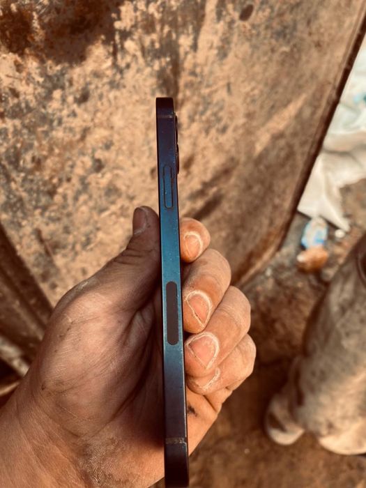 Айфон 12 акб 78%