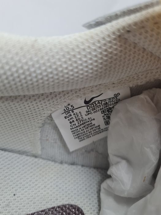 Кецове Nike Blazer 

Чисто нови без кутия. 

Размер 42.5 стелка 27.5 с