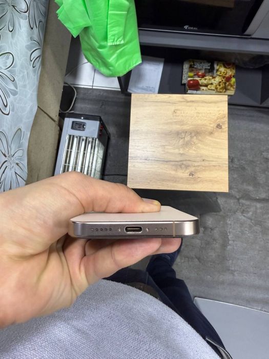 Iphone 16 pro SROCHNA sotiladi