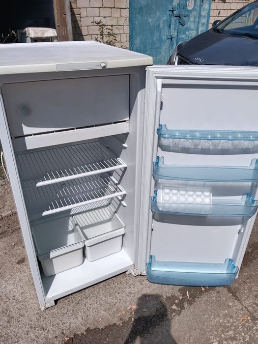 продам холодильник б/у