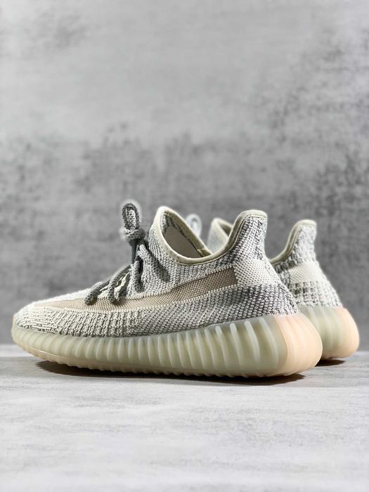 Adidas Yeezy Boost 350 V2 „Lundmark” (Non-Reflective)