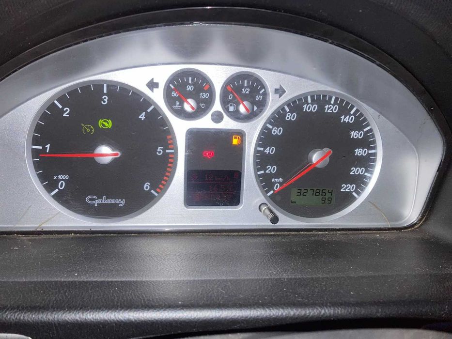 FORD Galaxy 0 — imagine 4
