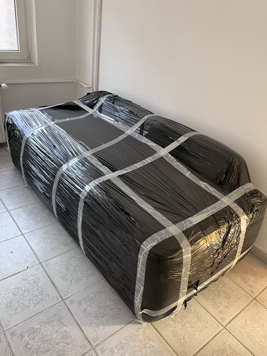 Masa de conferinte ikea 140*140 cu scaune