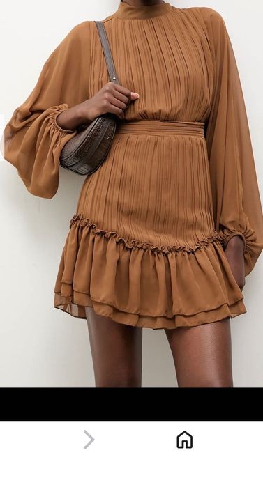 Елегантна рокля