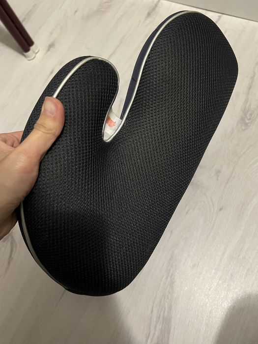 Продам Автокресло бустер