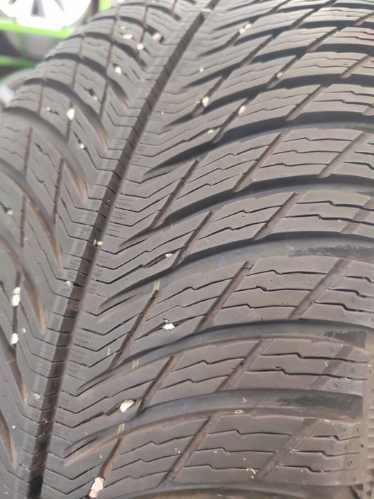 2 бр 205/55/17 Michelin