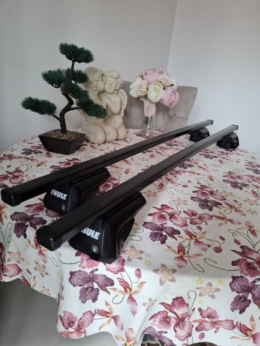 Vând bare transversale THULE ORIGINALE CU CHEIE