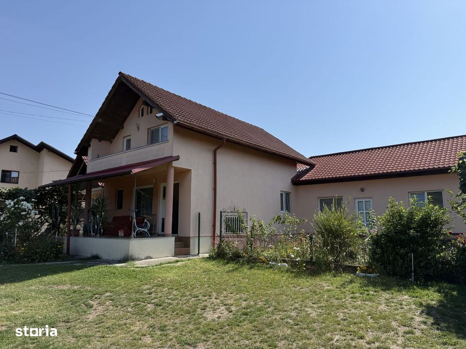 Casa noua | 5600 mp teren | Livada|  Golesti - Valcea