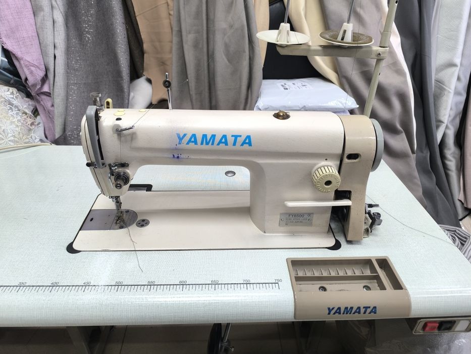 Швейная машина YAMATA