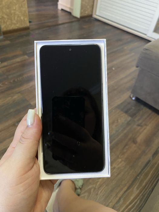 Продам телефон Samsung s 21 FE