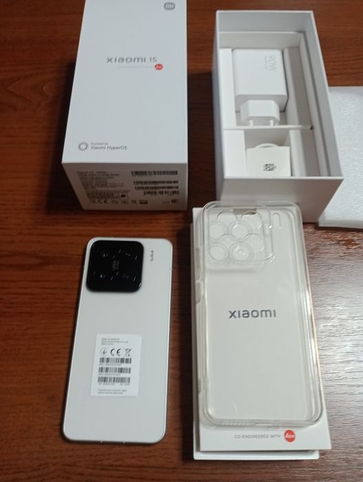 Xiaomi 15 смартфон
