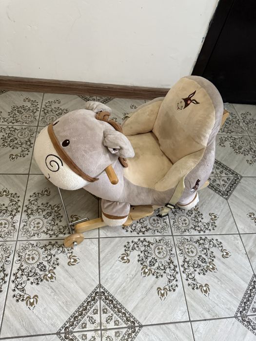 Отдам каталку детскую