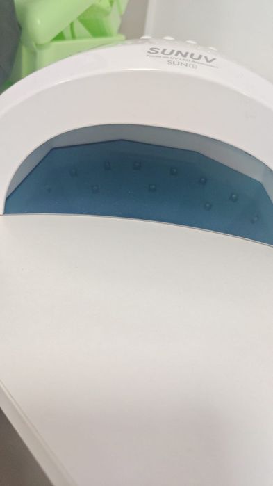 Продам уф лампу для маникюра